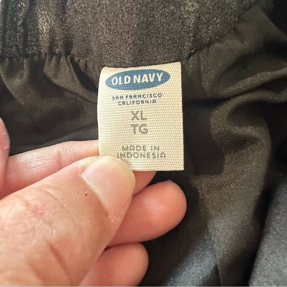 Old Navy Shiny Metallic Gray A-Line Skirt - Picture 3 of 5
